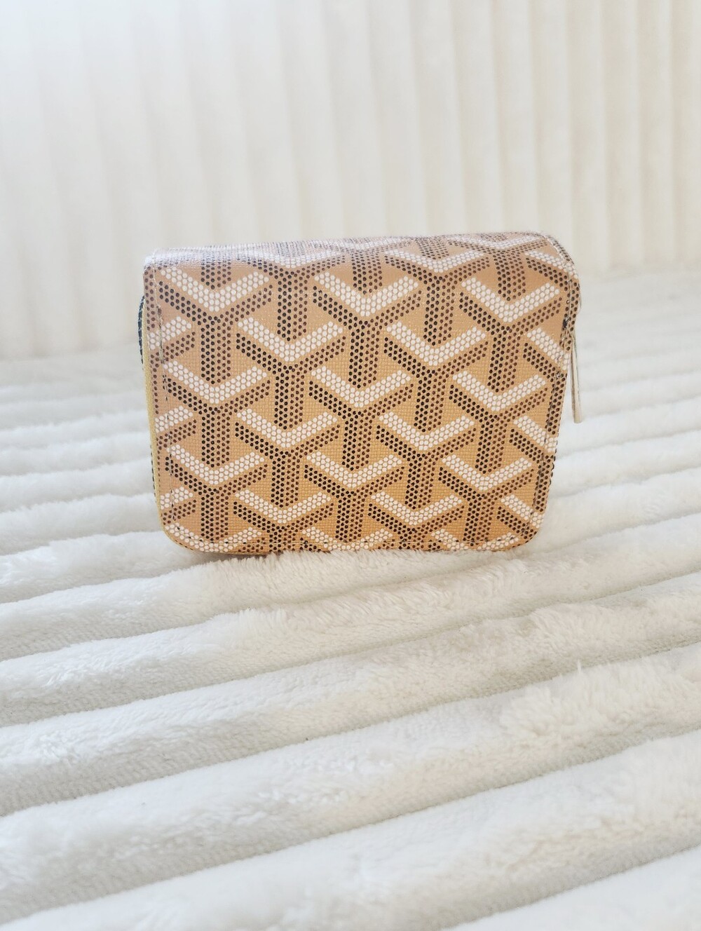Canary Yellow Chevron Print Accordion Zip Wallet Card Organizer